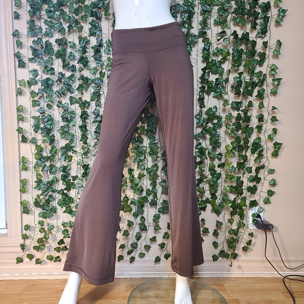 Women's Retro Fit & Flare Brown Athleisure Yoga Pant waist size 28"
